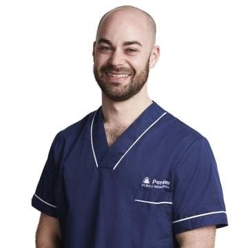 Dr. Roberto Pernas García: Odontólogo